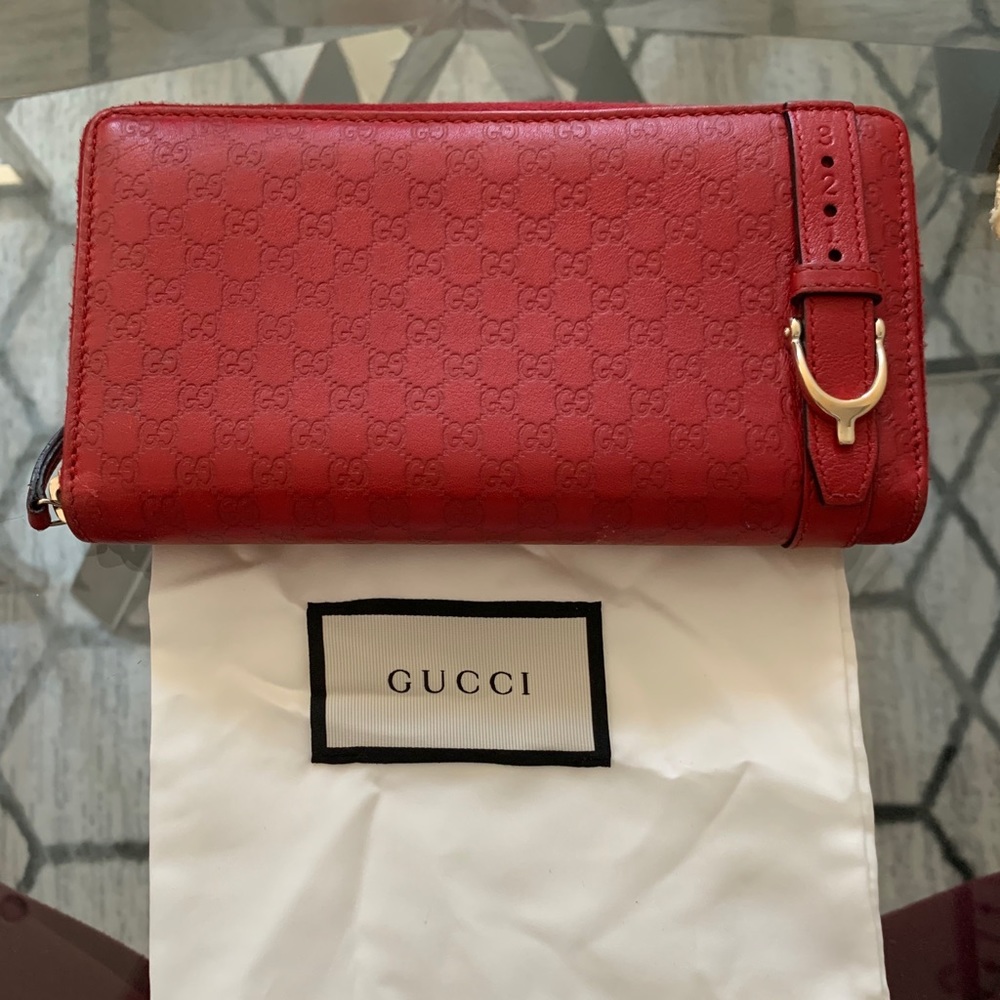 Gucci Guccisima wallet 100% Authentic
